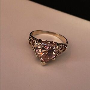 Sz 7.5 10k Pink CZ heart ring